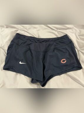 EUC - Women’s NFL Chicago Bears Navy Athletic Shorts - Size LG